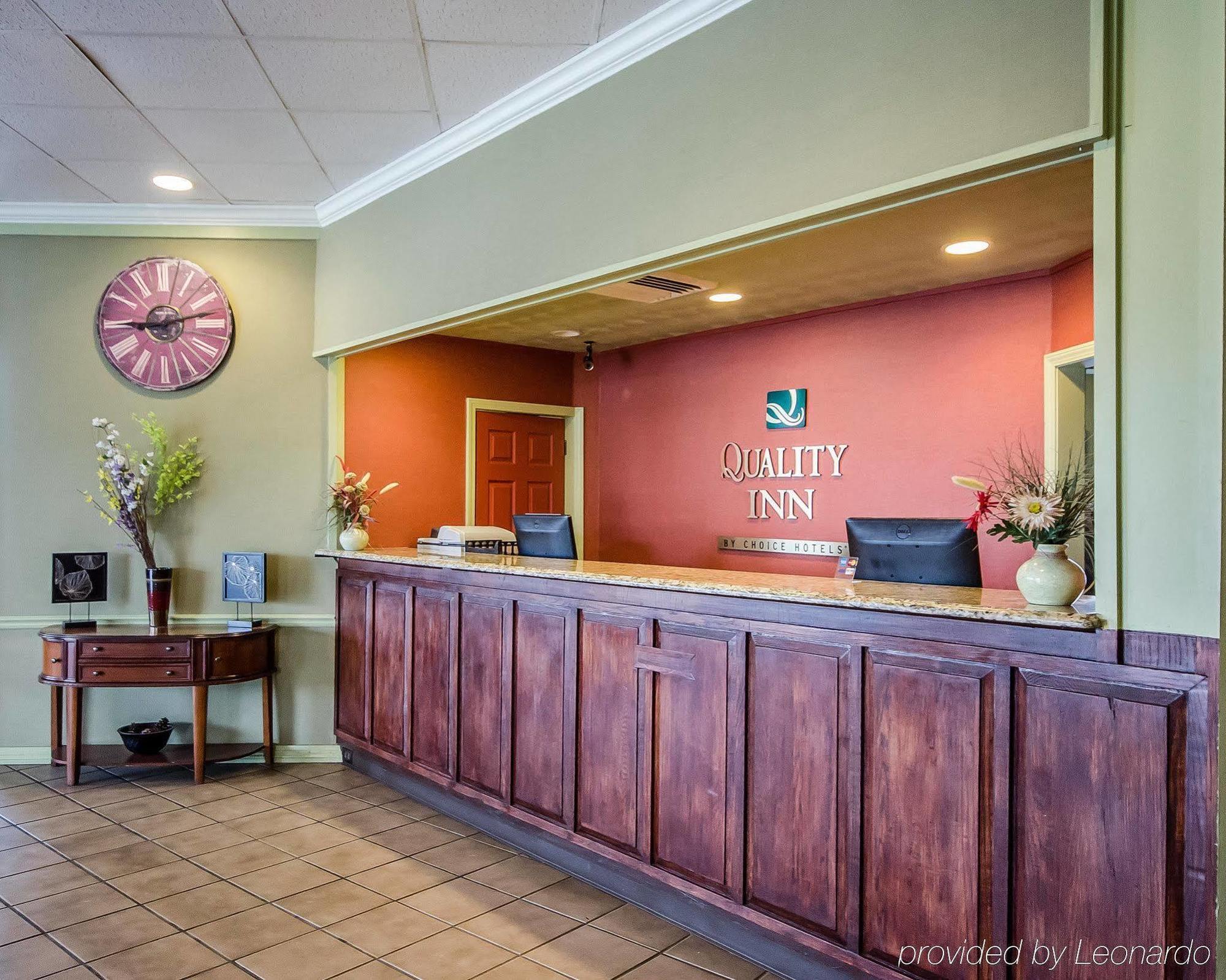 Quality Inn Vincennes Buitenkant foto